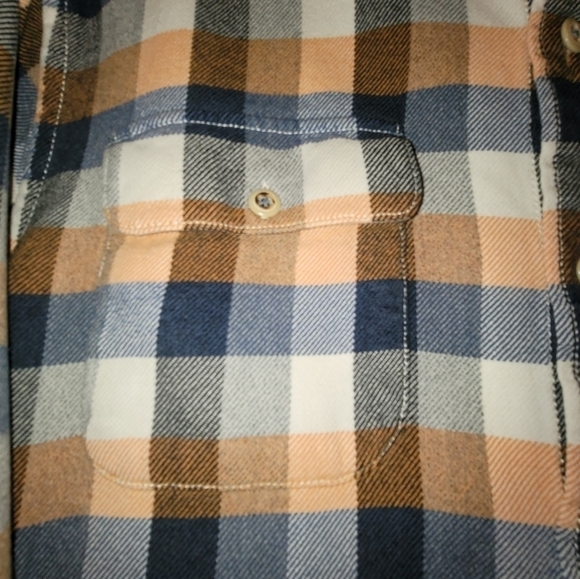 Tommy Bahama Flannel - Picture 6 of 12